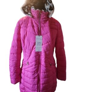 Chic Pink Puffer Jacket with Faux Fur Trim- It is Reversible